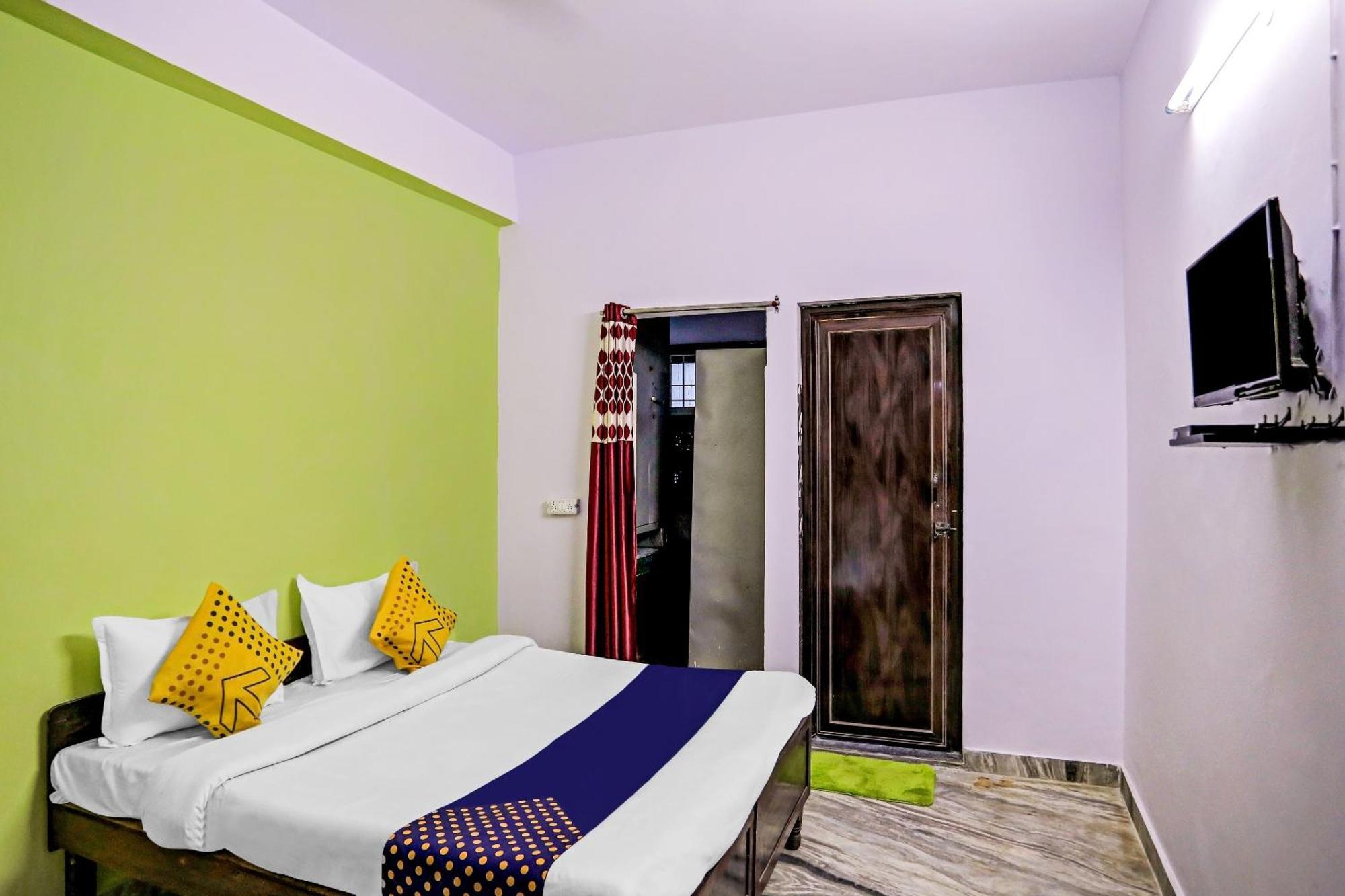 Spot On Raj Hotel Vip Near Worlds Of Wonder Kālkāji Devi Exterior foto